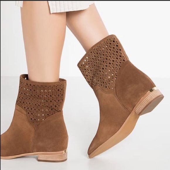 Michael Kors Boots Authentic - Picture 2 of 6